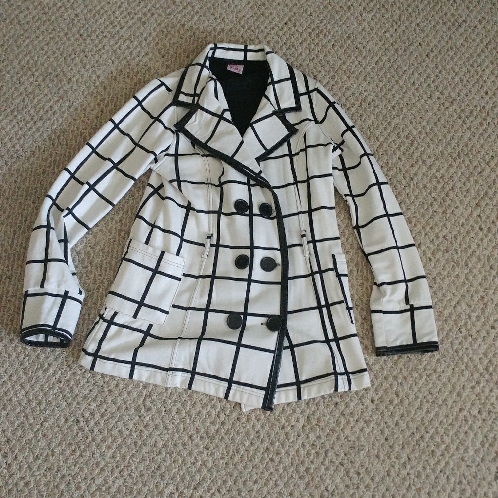 Lighter peacoat size large